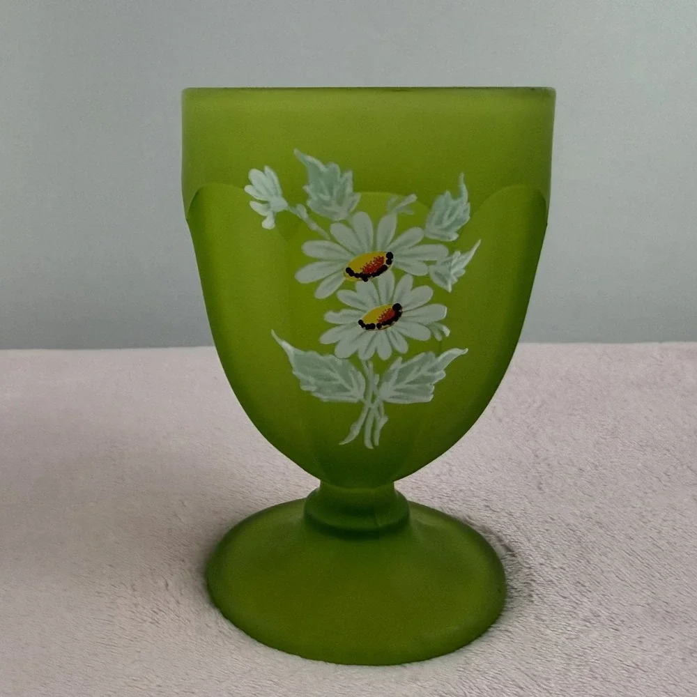 Westmoreland‎ Glass Goblet Green Vintage Hand Painted Daisy Satin Glass